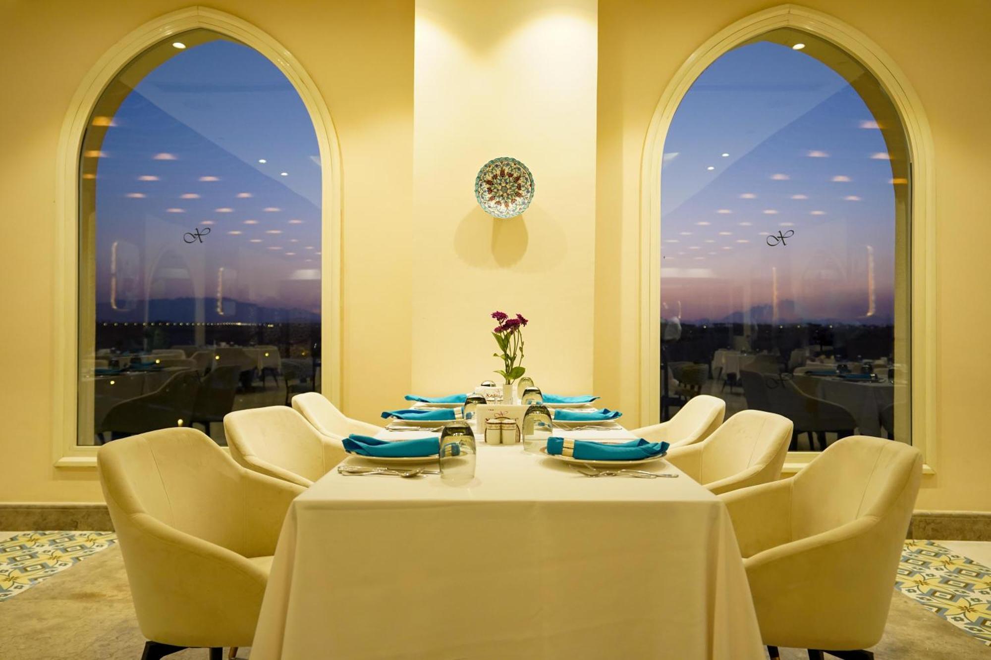 Xanadu Makadi Bay منتجع